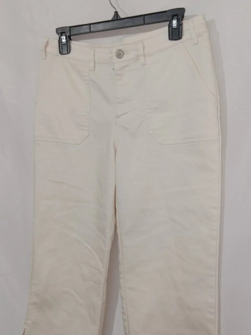 AnyBody Women’s Cropped Pants Size 10P Ivory Pull-On Wide Leg Crop Casual